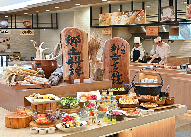 食事、ビュッフェ